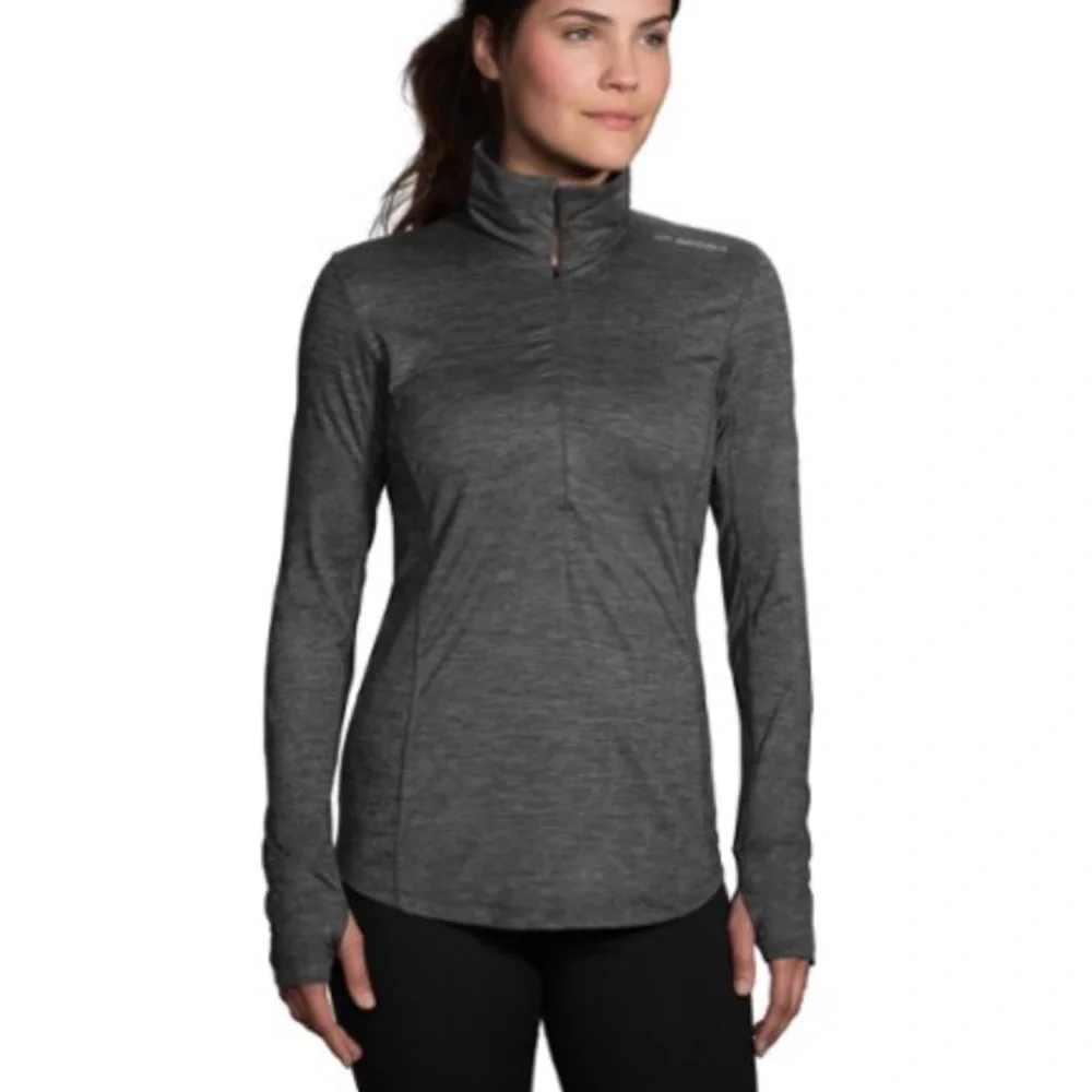 SOLD! Brooks Dash 1/2 Zip Pullover Running Athletic Top - Picture 1 of 11